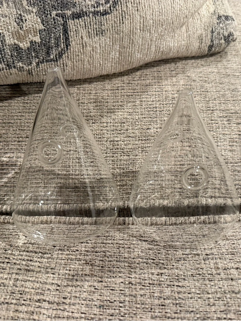 Set of 2 Glass Teardrop Wall Propagation Bulbs Replacement Vases Hydroponic